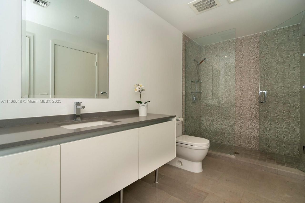 Квартира в Майами, США, 180 м² - фото 16