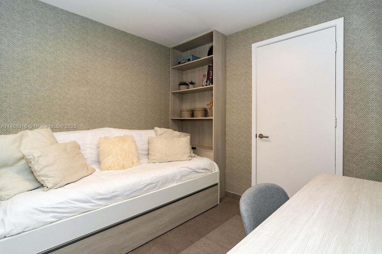 Квартира в Майами, США, 180 м² - фото 17