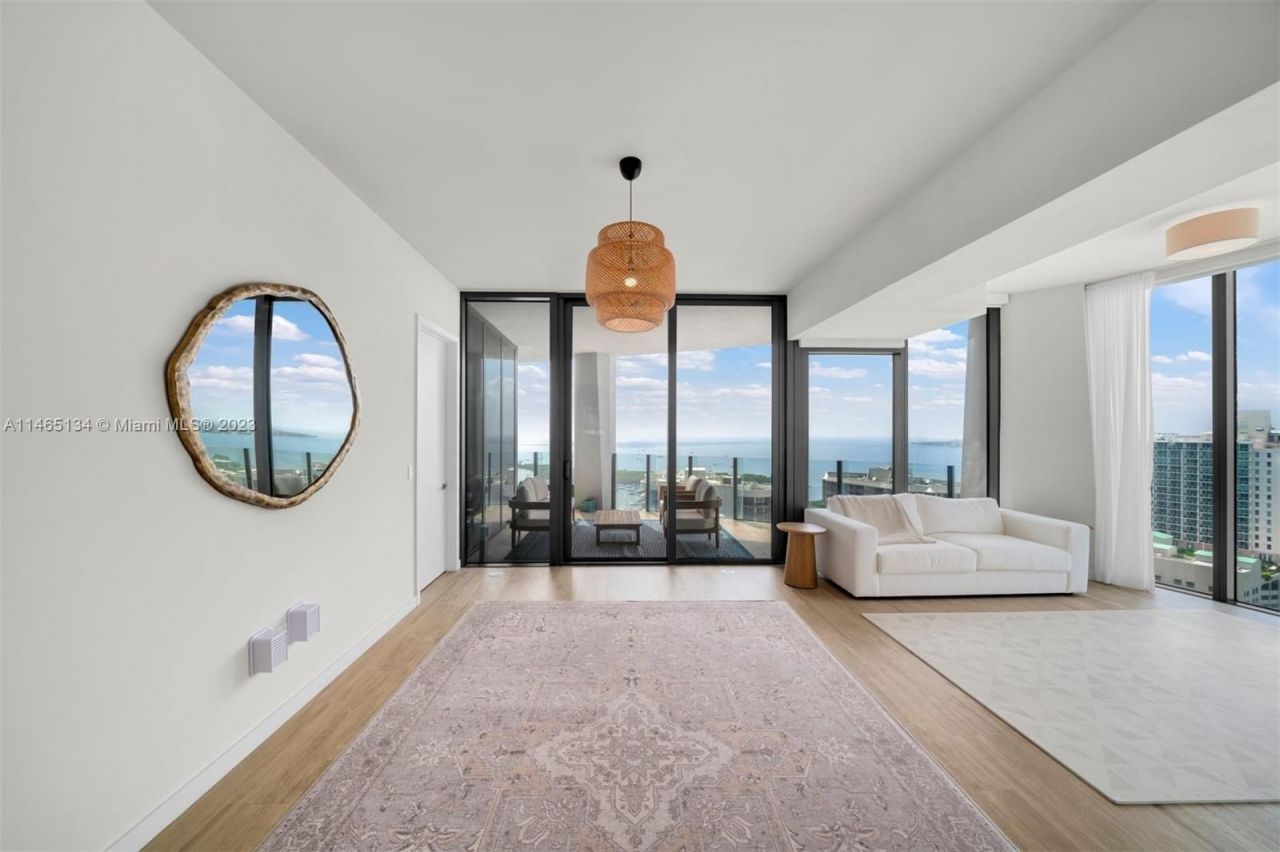 Квартира в Майами, США, 120 м² - фото 2