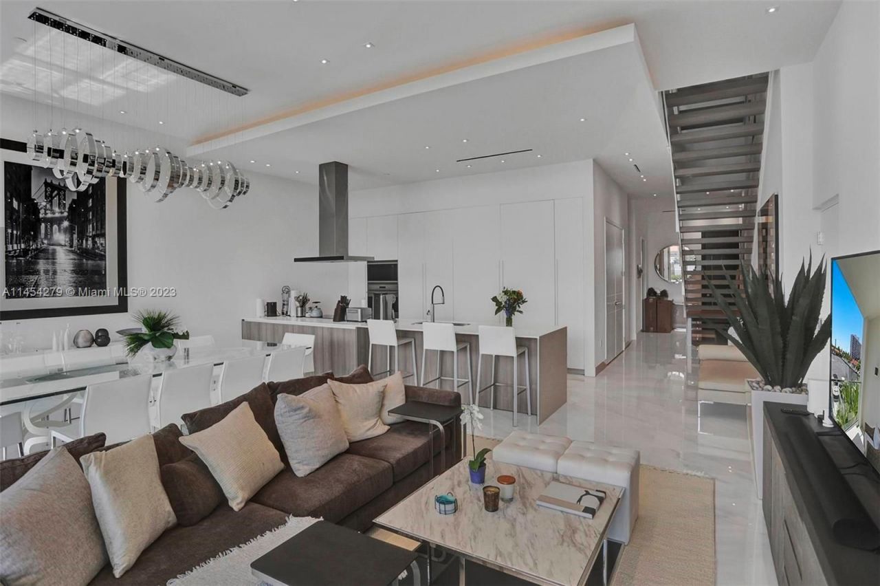 Таунхаус в Майами, США, 300 м² - фото 6