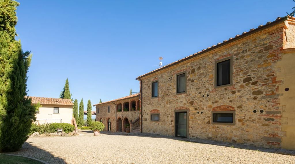 Доходный дом в Ареццо, Италия, 1 500 м² - фото 9