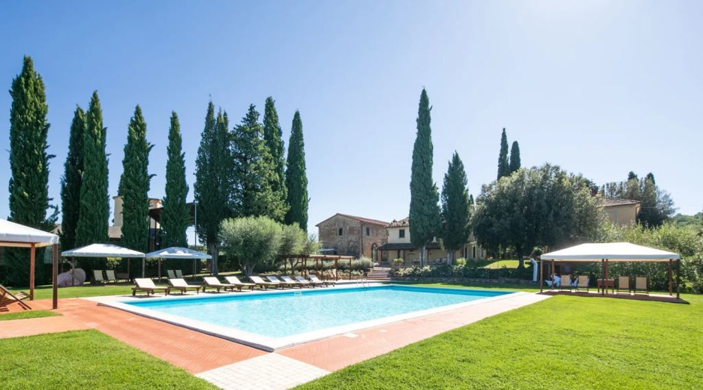 Доходный дом в Ареццо, Италия, 1 500 м² - фото 4