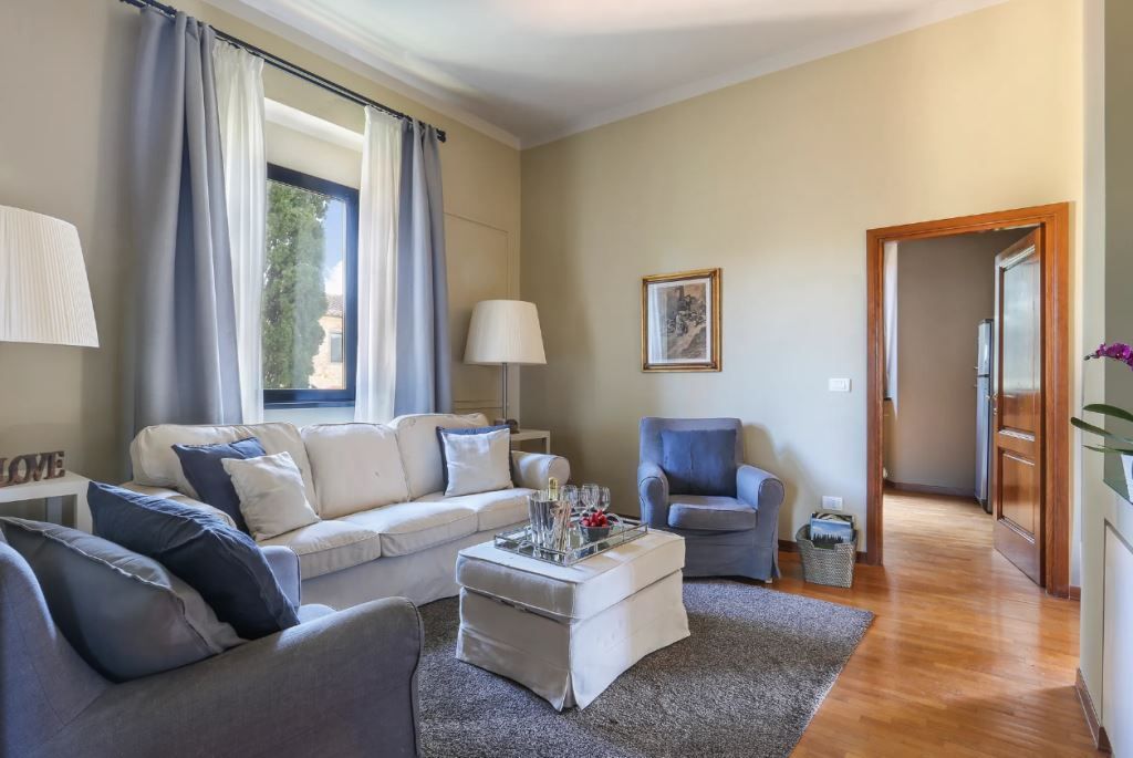 Доходный дом в Ареццо, Италия, 1 500 м² - фото 12