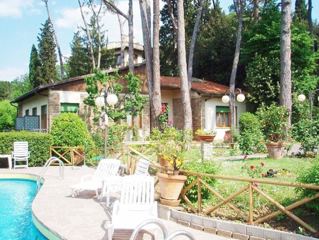 Отель, гостиница во Флоренции, Италия, 1 800 м² - фото 4