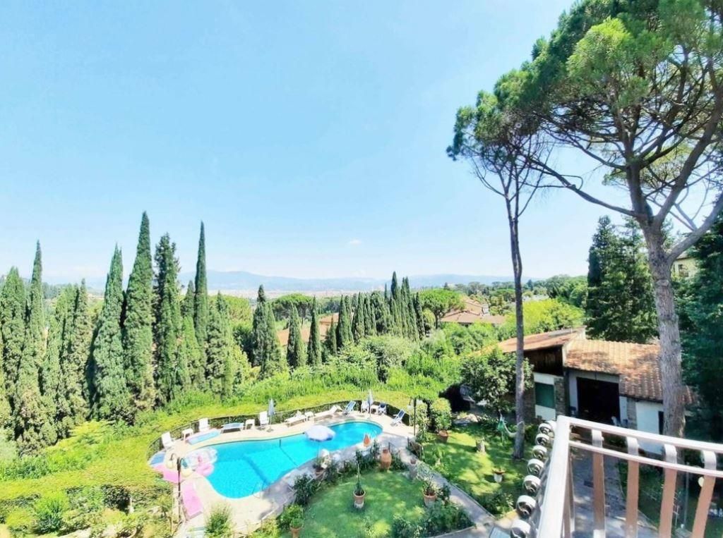 Отель, гостиница во Флоренции, Италия, 1 800 м² - фото 5