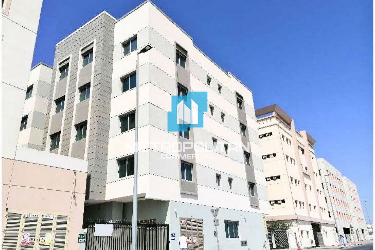 Доходный дом в Дубае, ОАЭ, 929 м² - фото 1
