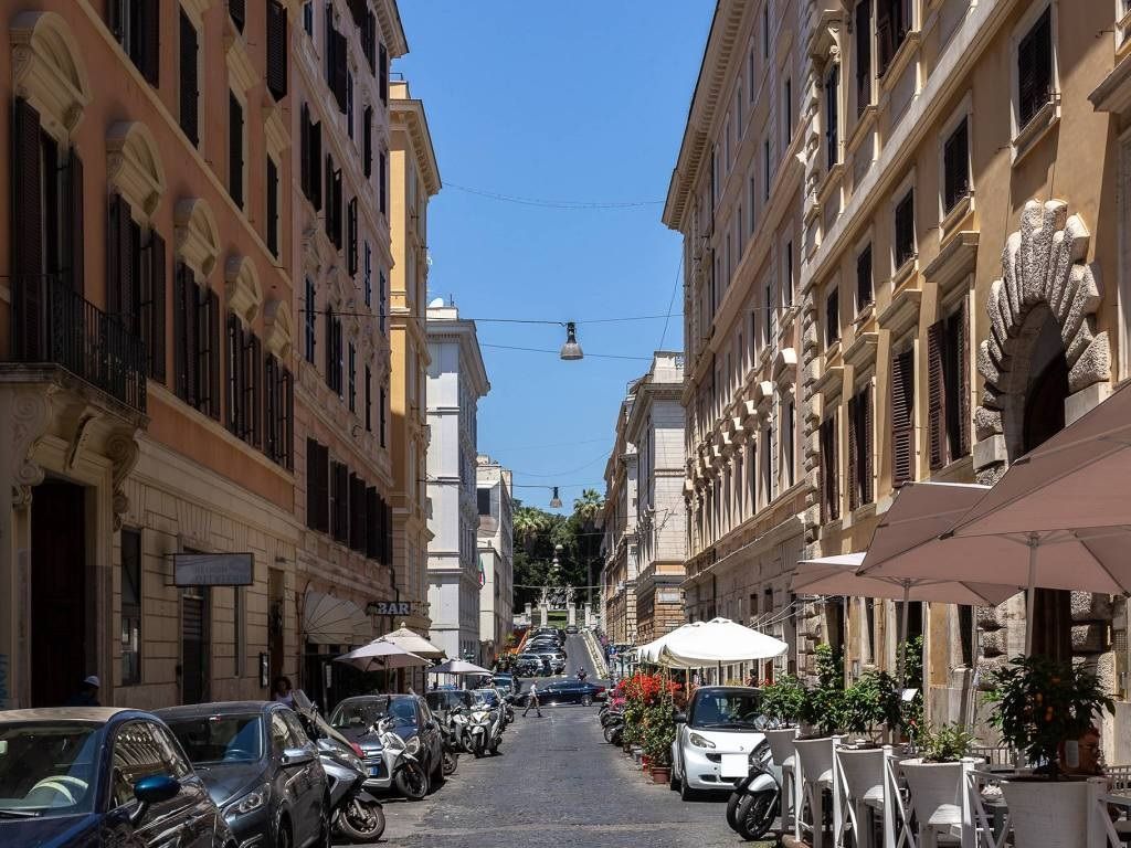 Апартаменты в Риме, Италия, 105 м2 - фото 1