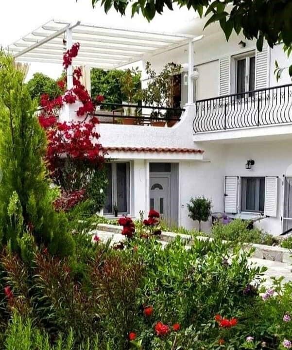 Дом в Неа Макри, Греция, 275 м2 - фото 1