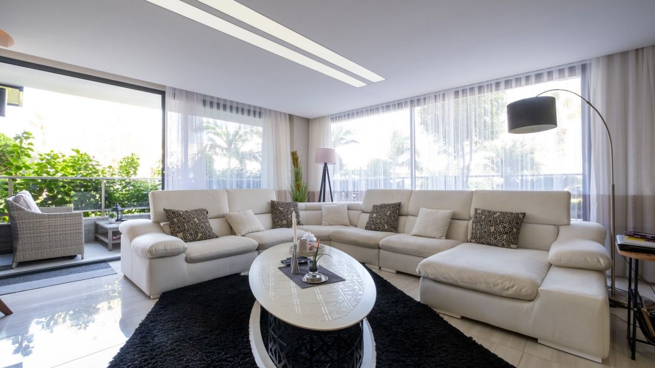 Квартира в Алании, Турция, 200 м² - фото 2