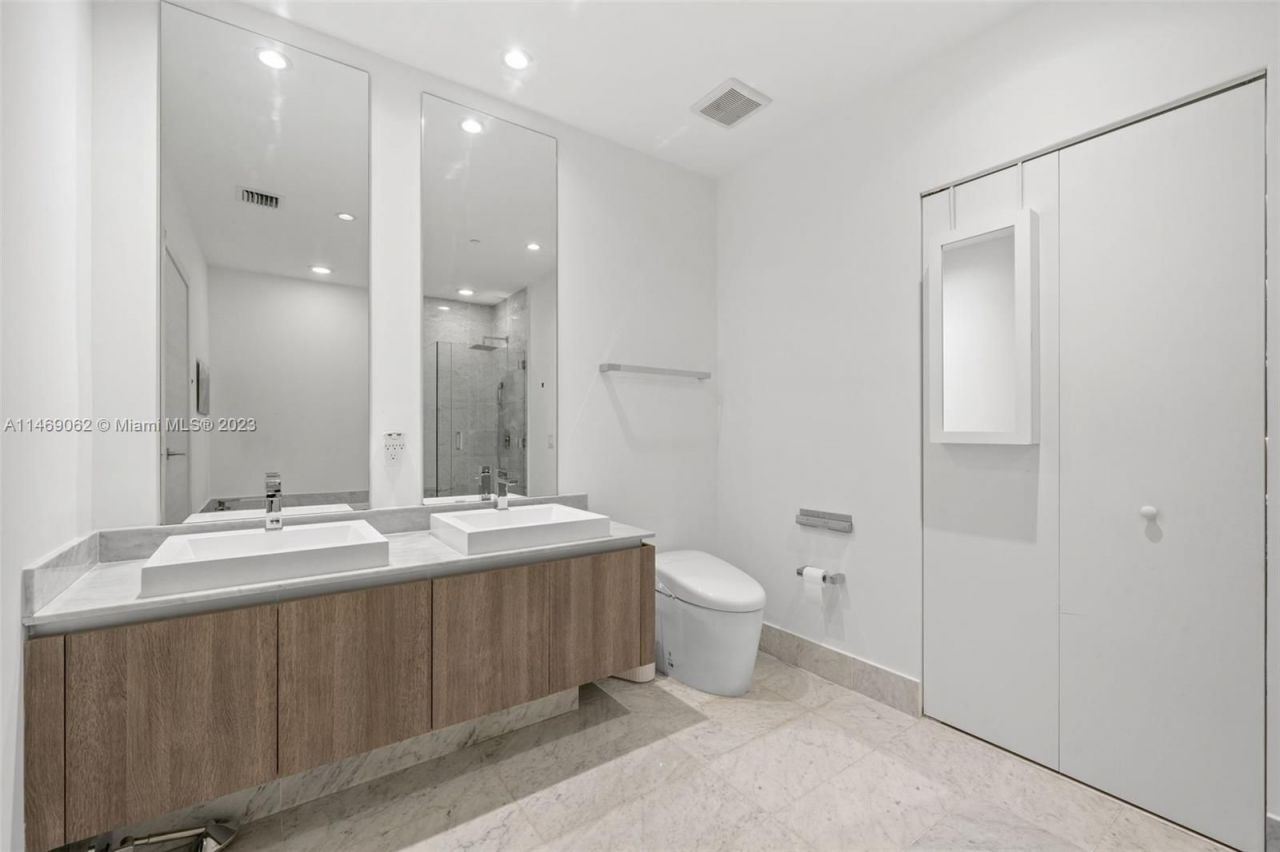 Квартира в Майами, США, 220 м² - фото 18