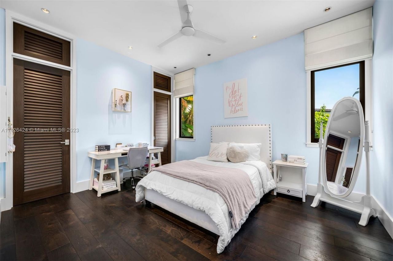 Поместье в Майами, США, 500 м² - фото 9