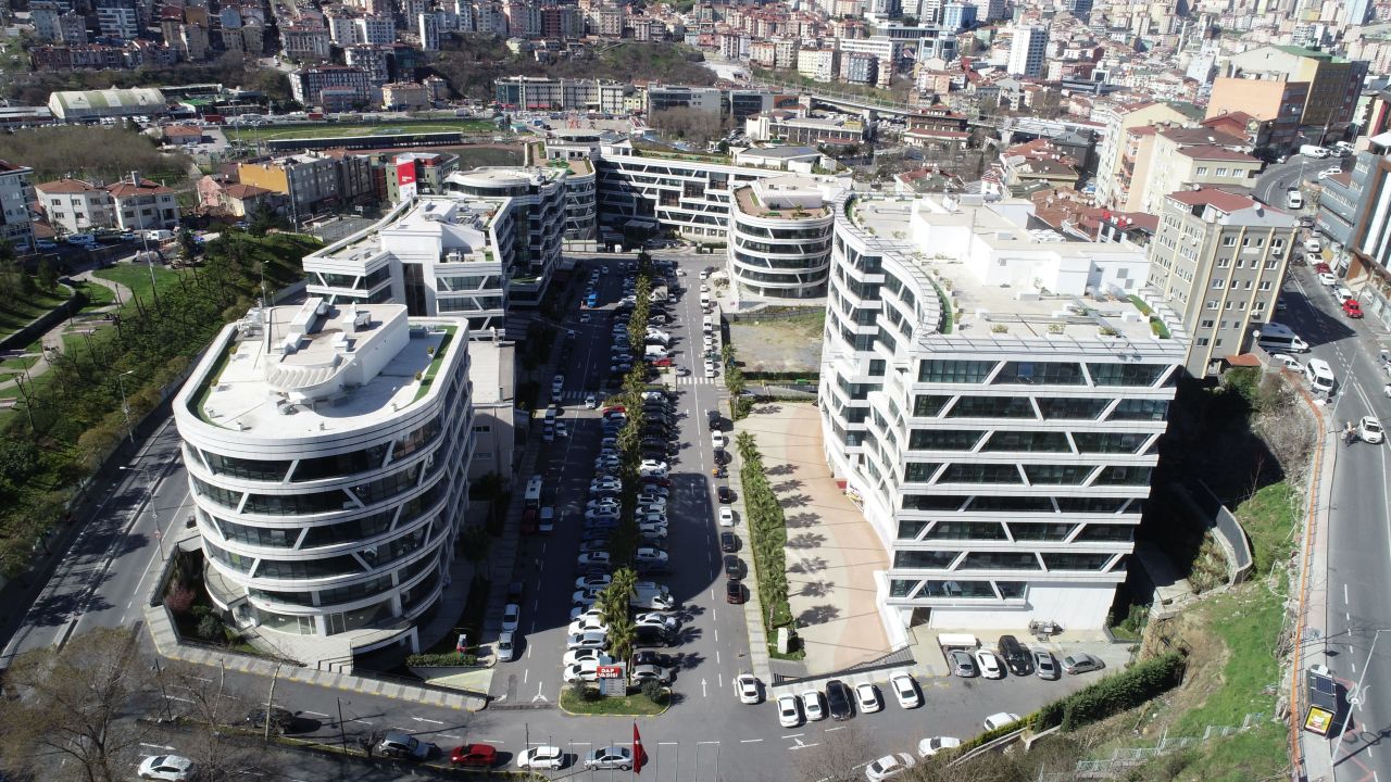 Коммерческая недвижимость в Стамбуле, Турция, 195 м2 - фото 1