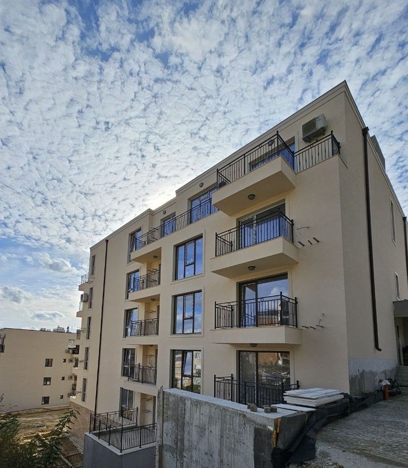 Апартаменты в Варне, Болгария, 60 м2 - фото 1