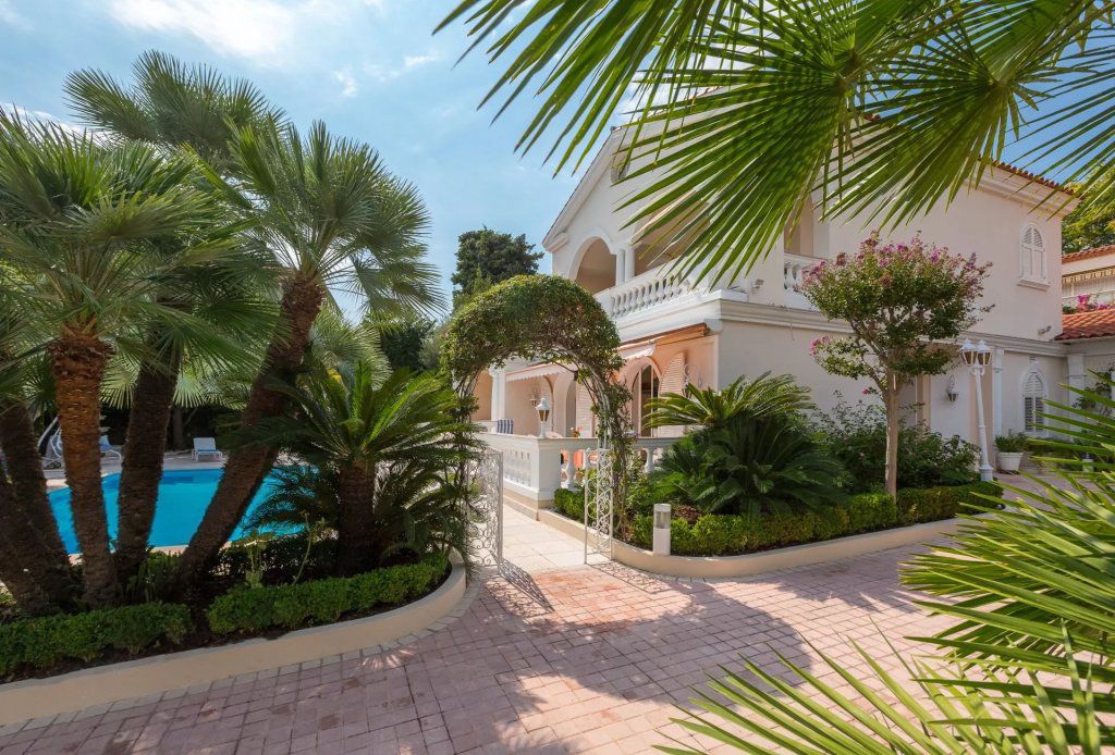 Вилла в Больё-сюр-Мер, Франция, 193 м² - фото 3