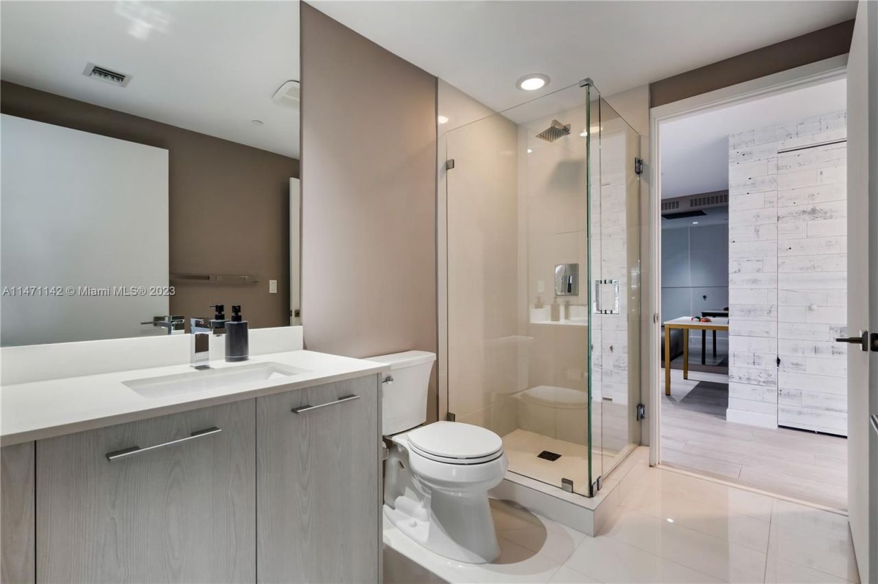 Квартира в Майами, США, 85 м² - фото 14