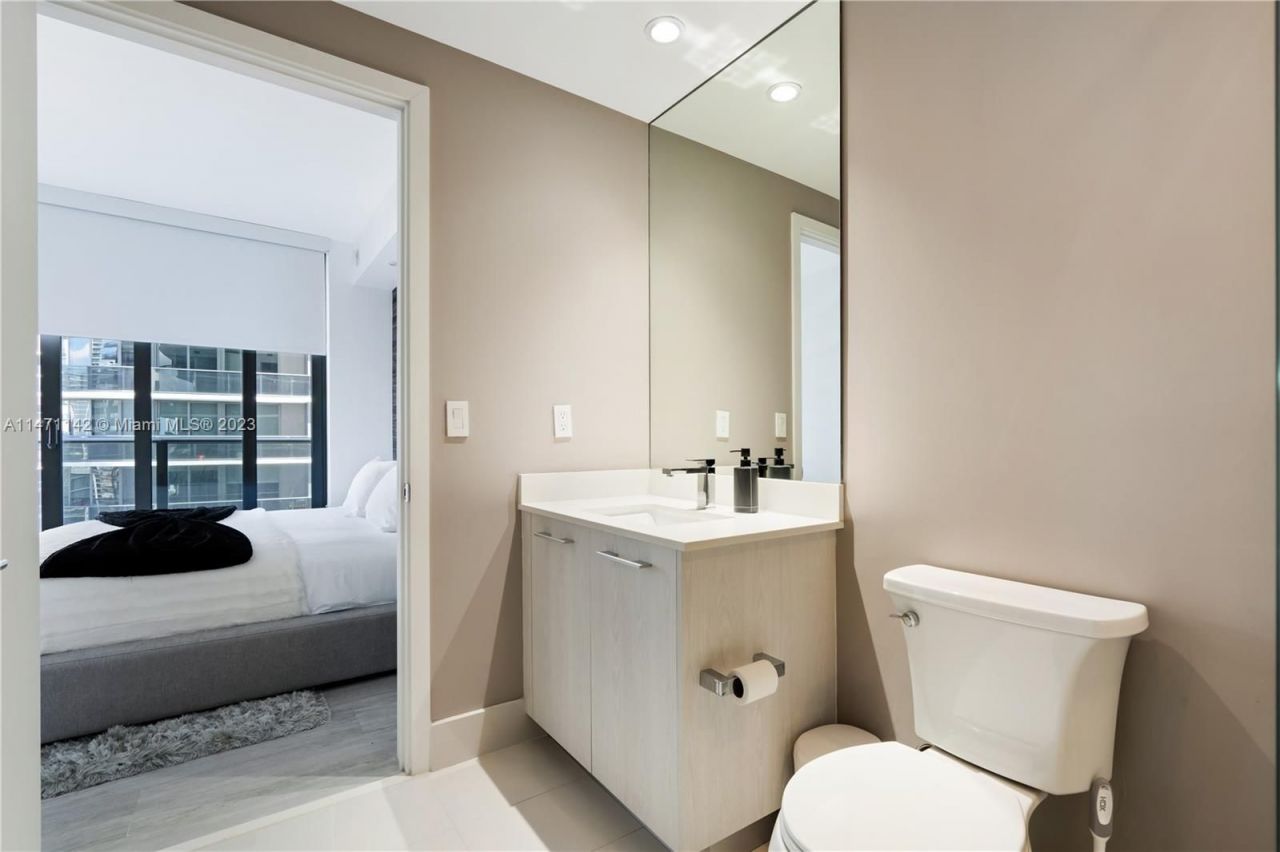 Квартира в Майами, США, 85 м² - фото 13