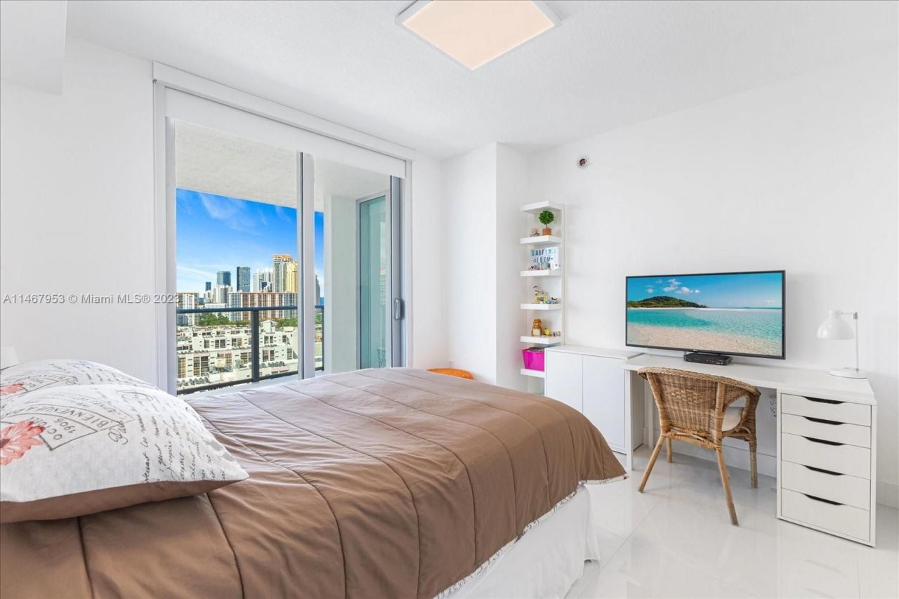 Квартира в Майами, США, 170 м² - фото 11