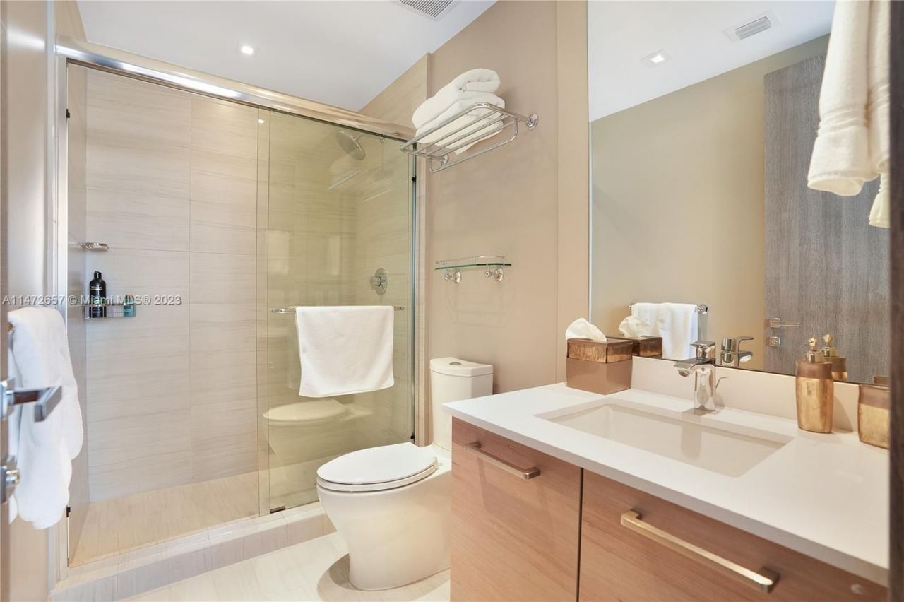 Квартира в Майами, США, 250 м² - фото 10