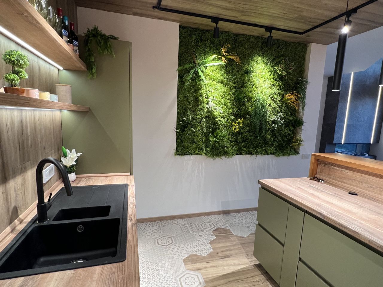 Вилла в Тивате, Черногория, 480 м² - фото 6