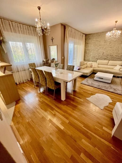 Квартира в Загребе, Хорватия, 141 м² - фото 1
