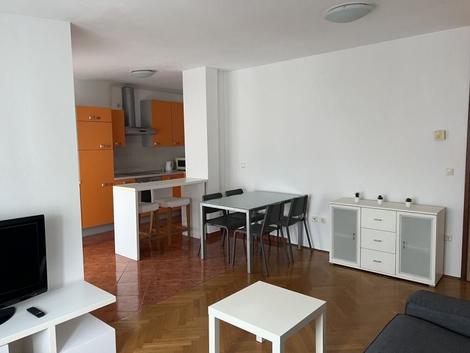 Квартира в Загребе, Хорватия, 90 м² - фото 1