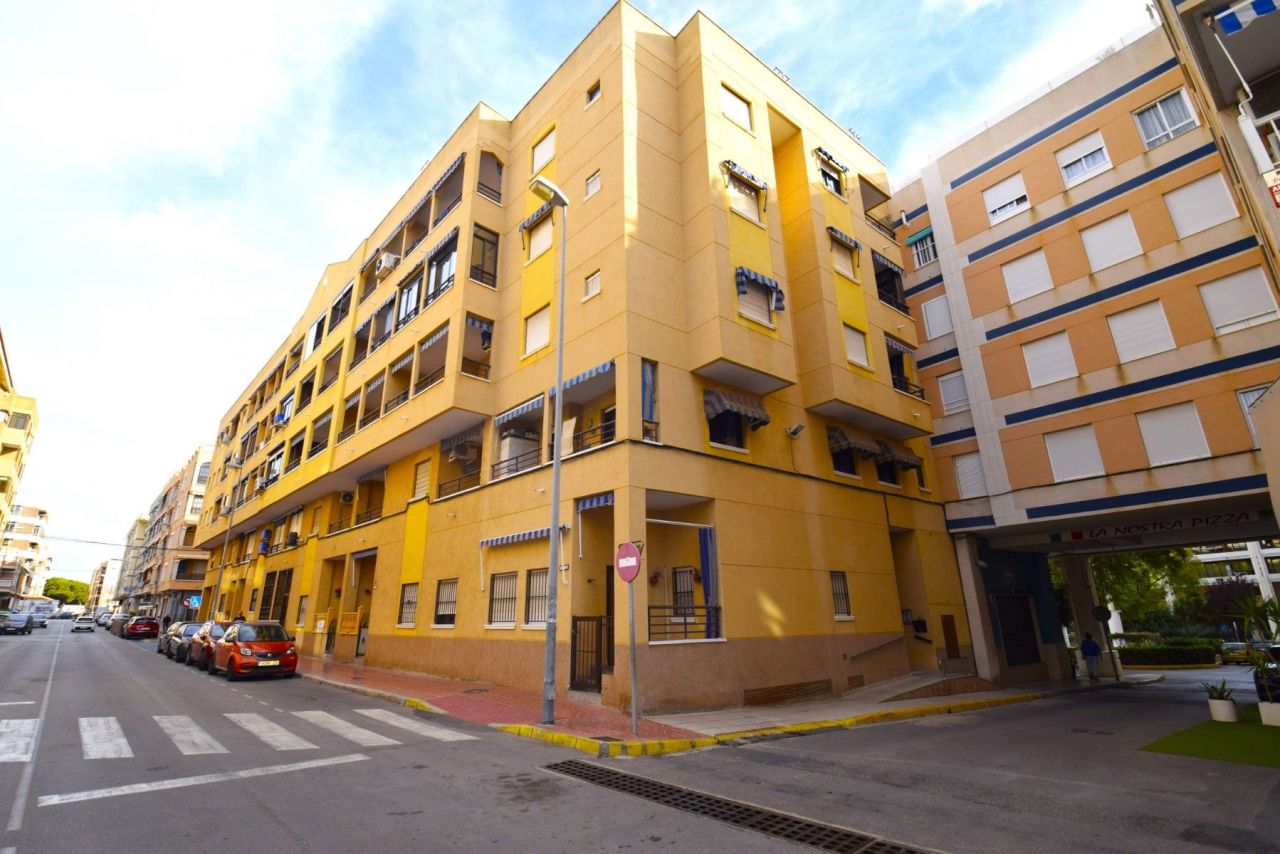 Апартаменты в Гуардамар-дель-Сегура, Испания, 51 м2 - фото 1