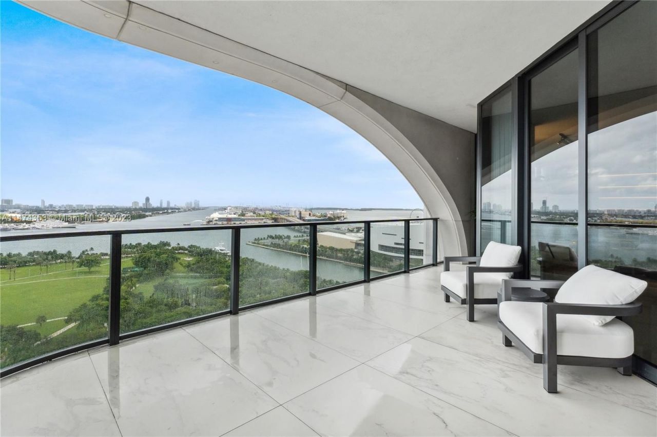 Квартира в Майами, США, 400 м² - фото 2