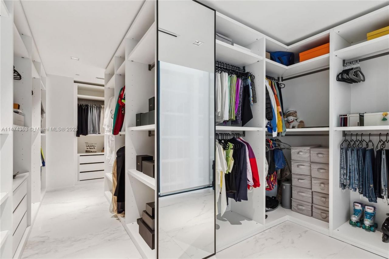 Квартира в Майами, США, 400 м² - фото 12