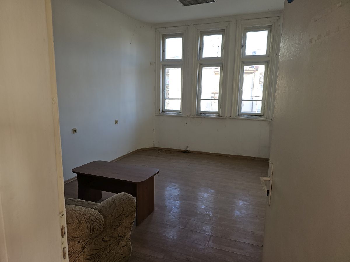 Магазин в Елхово, Болгария, 300 м² - фото 7