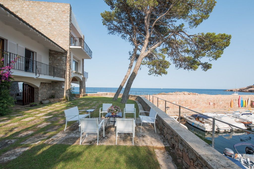 Шале в Бегуре, Испания, 950 м² - фото 9