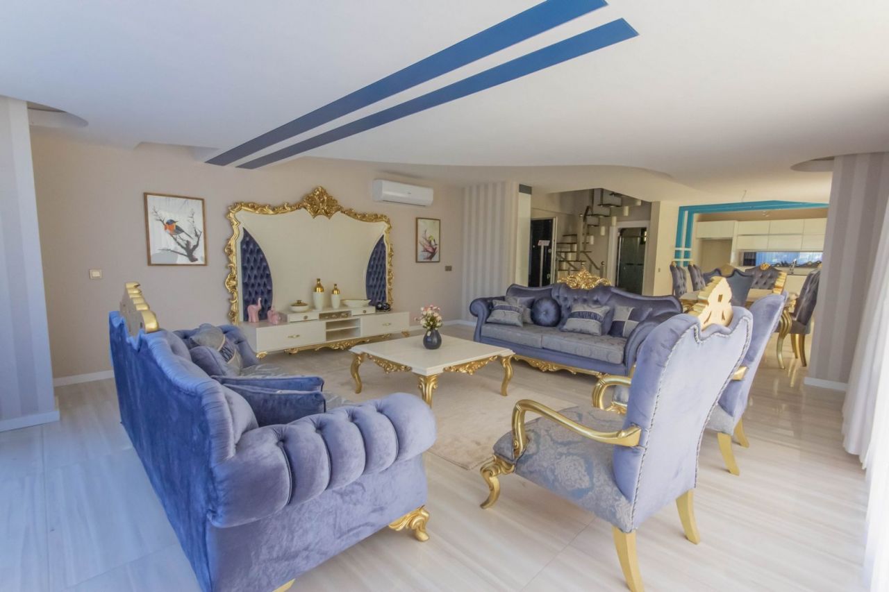 Квартира в Алании, Турция, 200 м² - фото 8