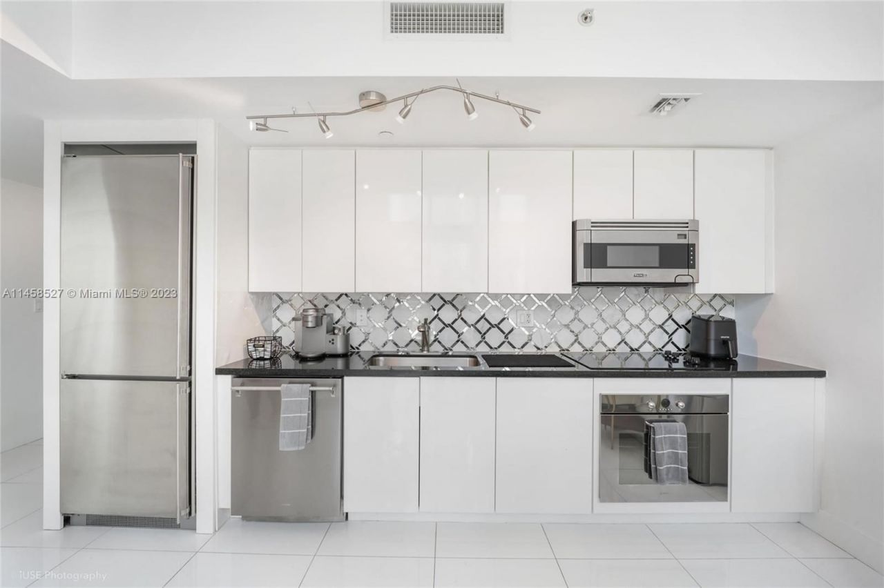 Квартира в Майами, США, 140 м² - фото 12