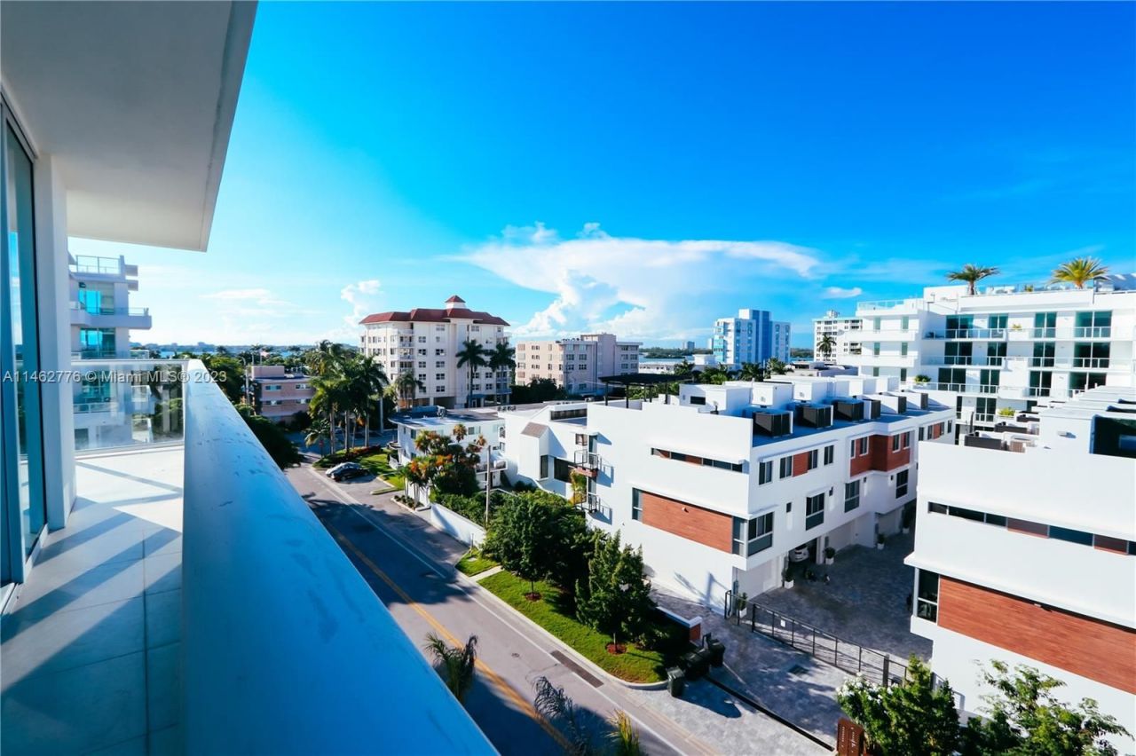 Квартира в Майами, США, 100 м² - фото 14