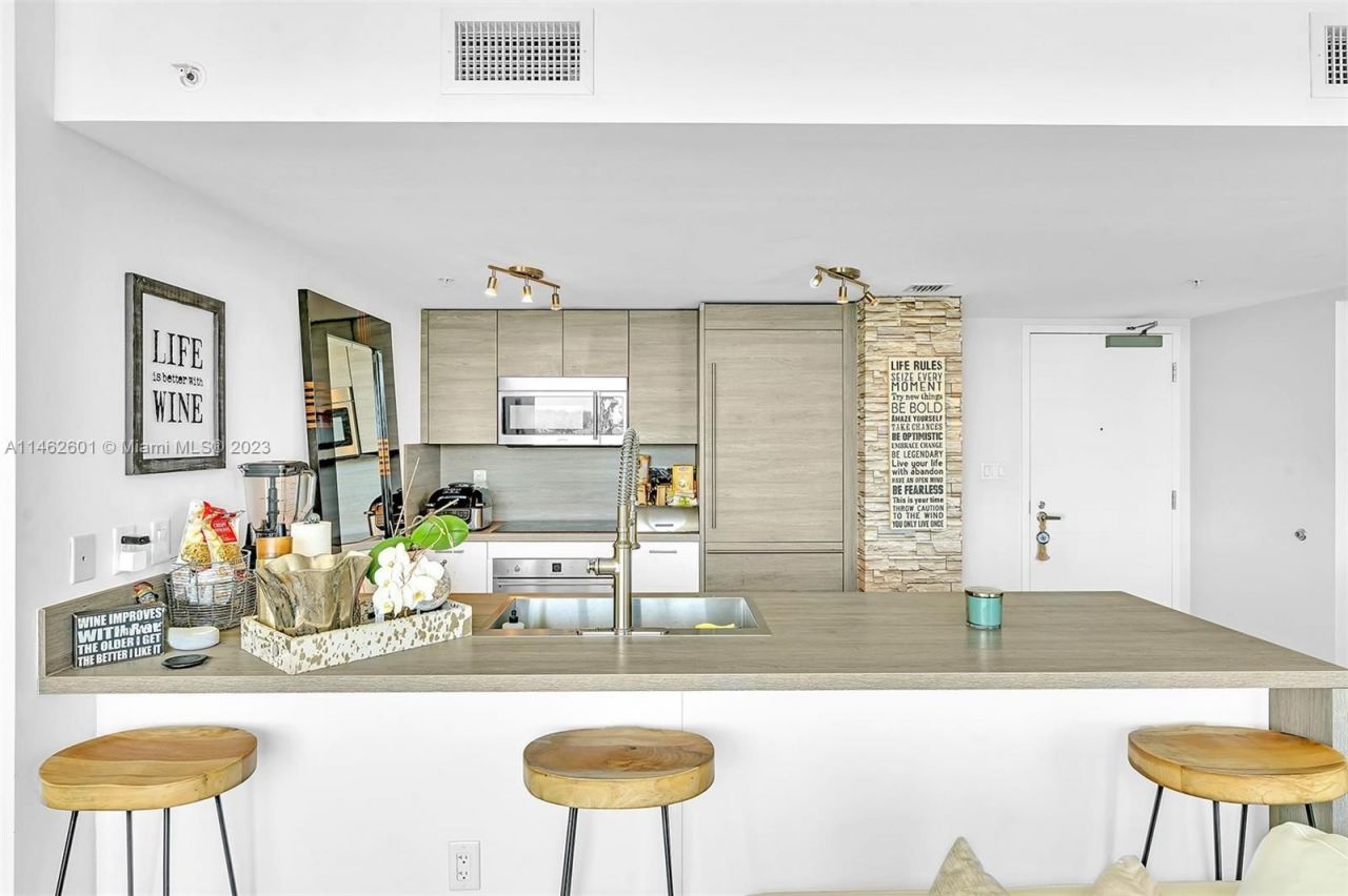 Квартира в Майами, США, 120 м² - фото 9