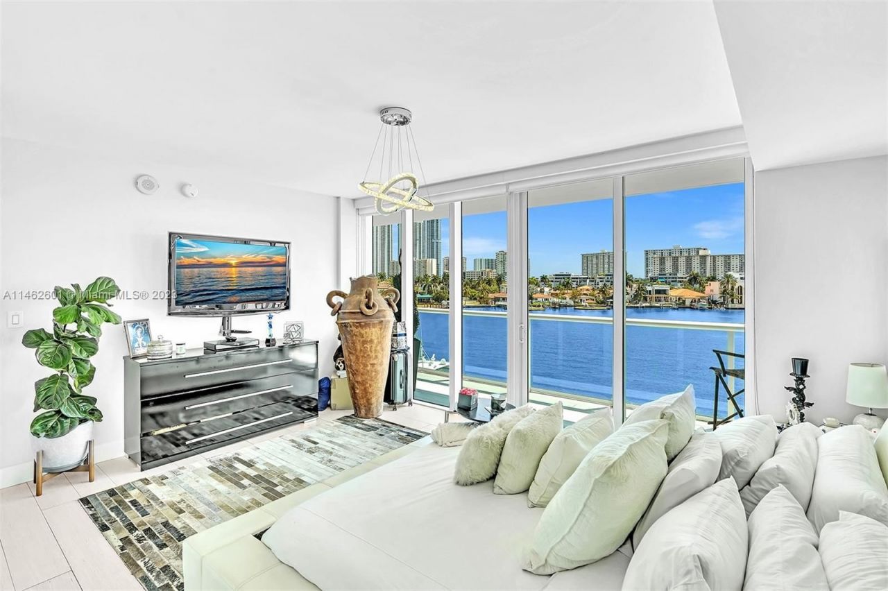 Квартира в Майами, США, 120 м² - фото 11