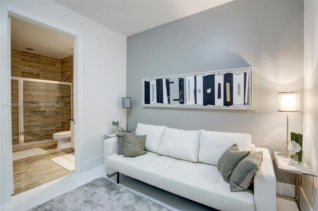 Квартира в Майами, США, 180 м² - фото 16