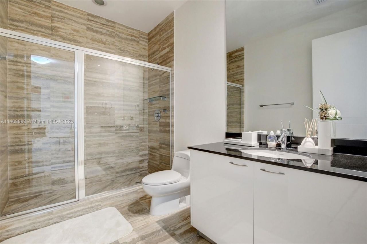 Квартира в Майами, США, 180 м² - фото 18