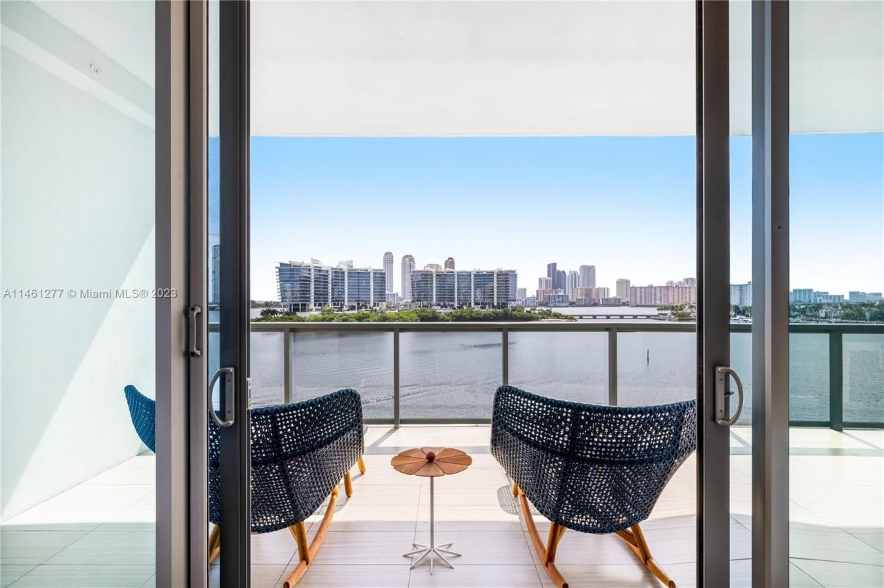 Квартира в Майами, США, 270 м² - фото 2