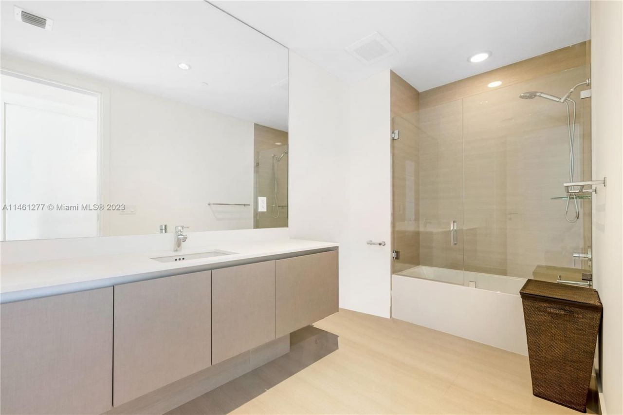 Квартира в Майами, США, 270 м² - фото 16