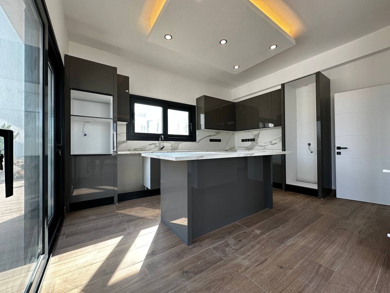 Вилла в Каршияке, Кипр, 220 м² - фото 4