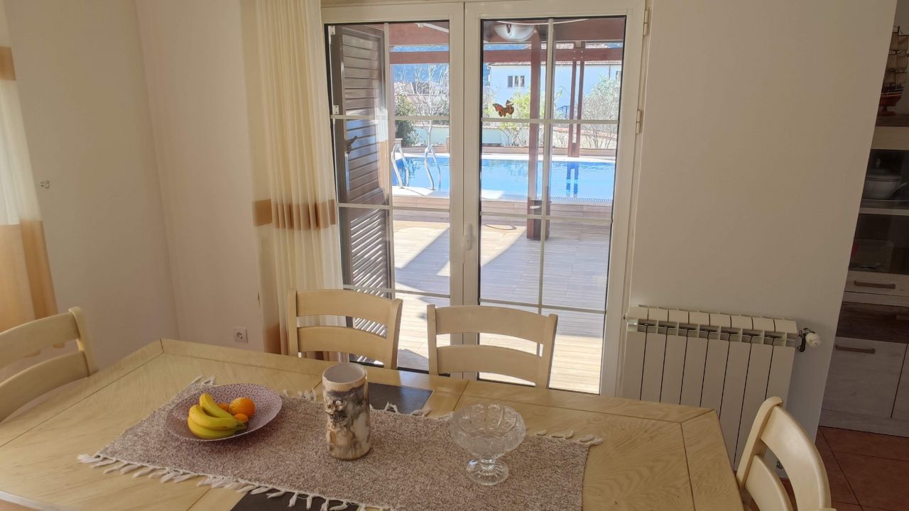 Вилла в Баре, Черногория, 200 м² - фото 7