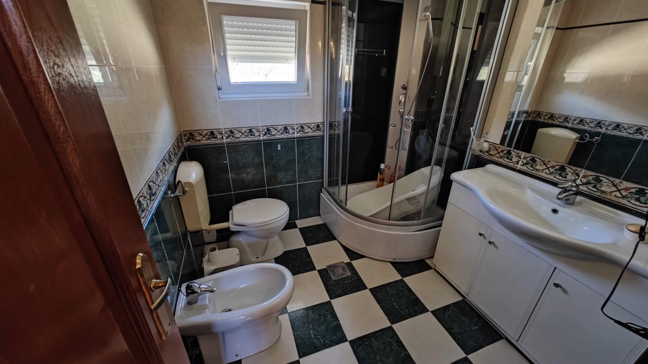 Вилла в Баре, Черногория, 200 м² - фото 9