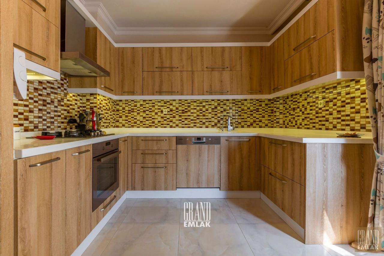 Квартира в Анталии, Турция, 180 м² - фото 9