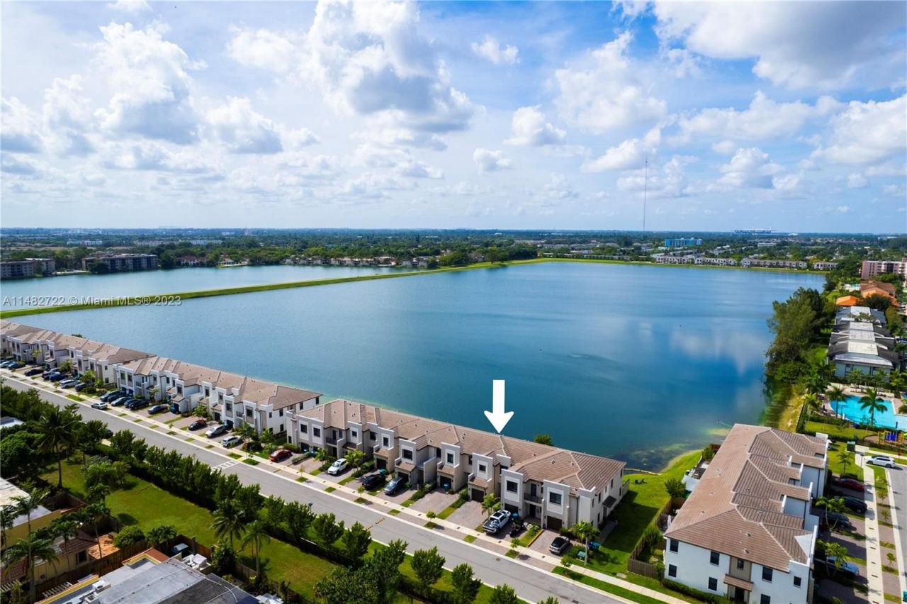 Таунхаус в Майами, США, 130 м² - фото 3