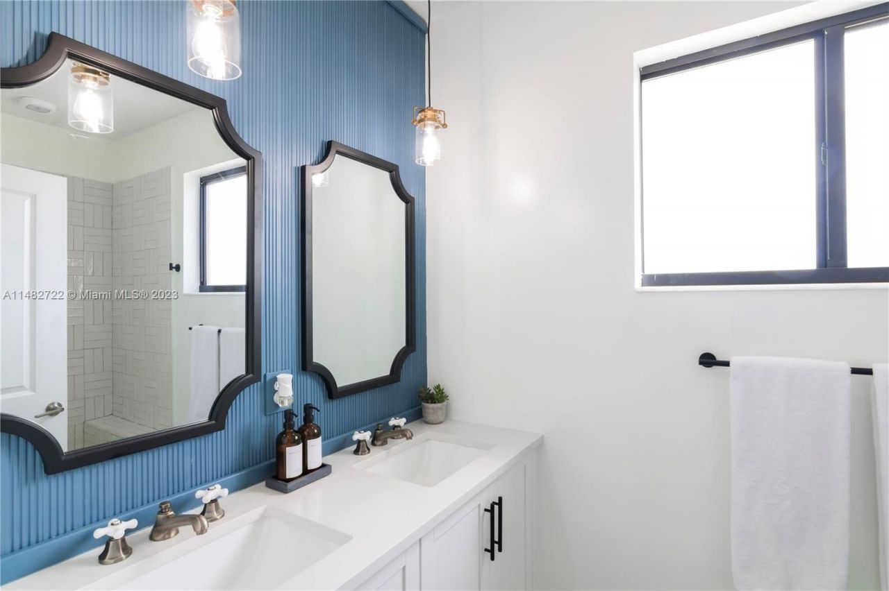 Таунхаус в Майами, США, 130 м² - фото 14