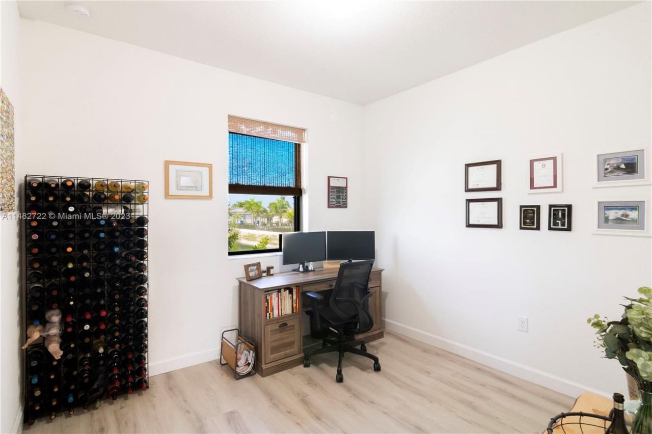 Таунхаус в Майами, США, 130 м² - фото 16