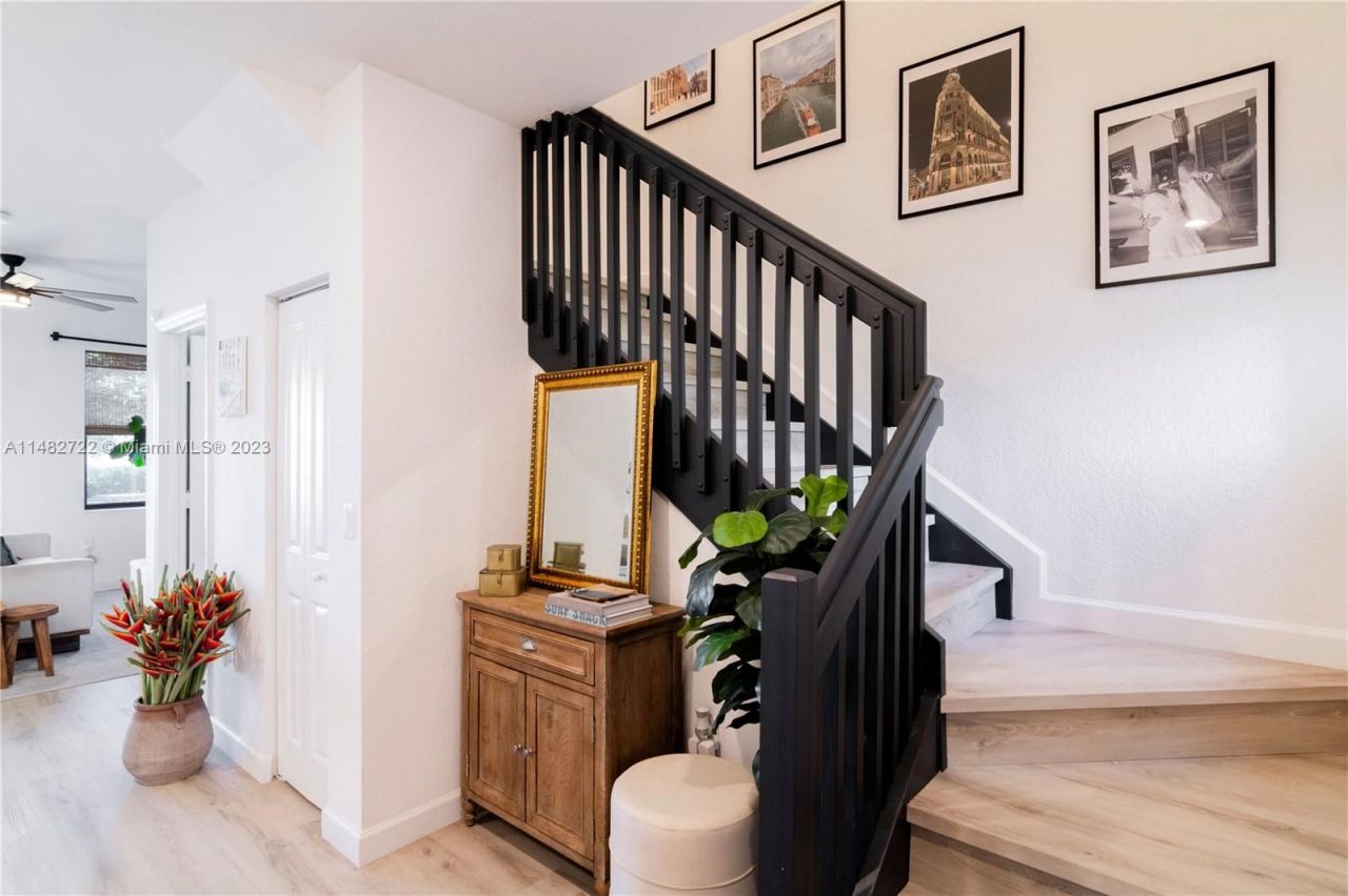 Таунхаус в Майами, США, 130 м² - фото 12