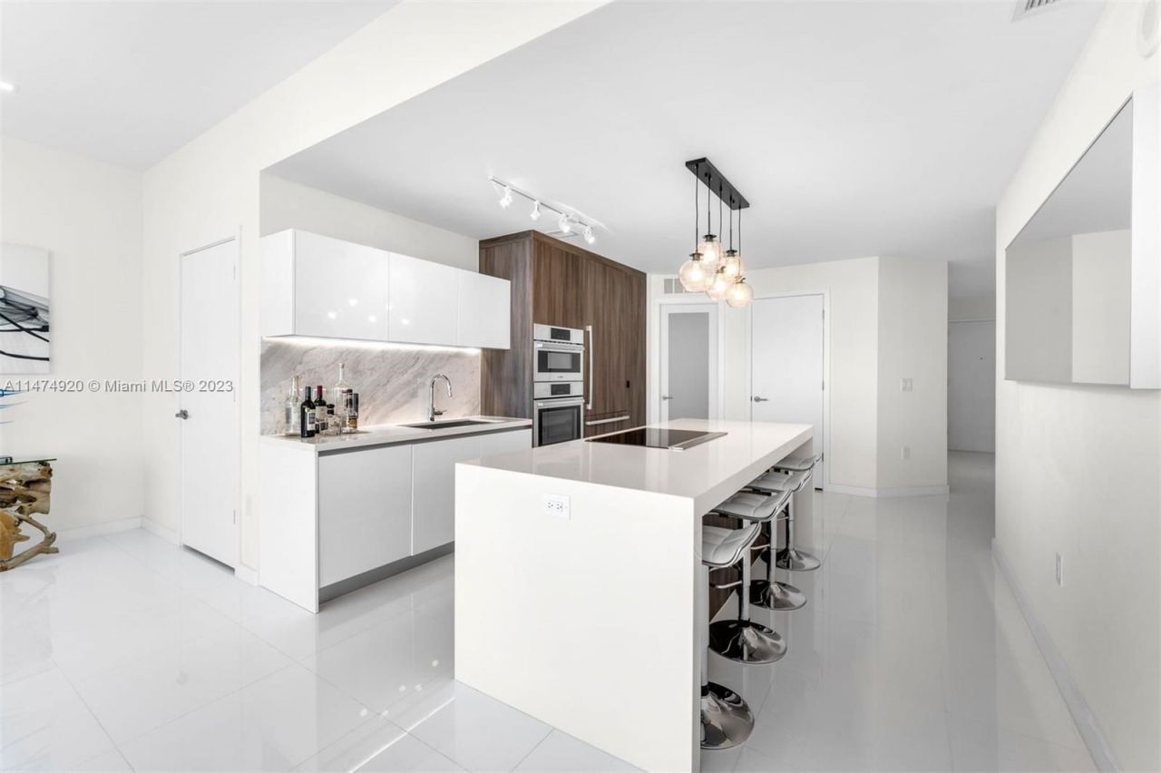 Квартира в Майами, США, 130 м² - фото 11