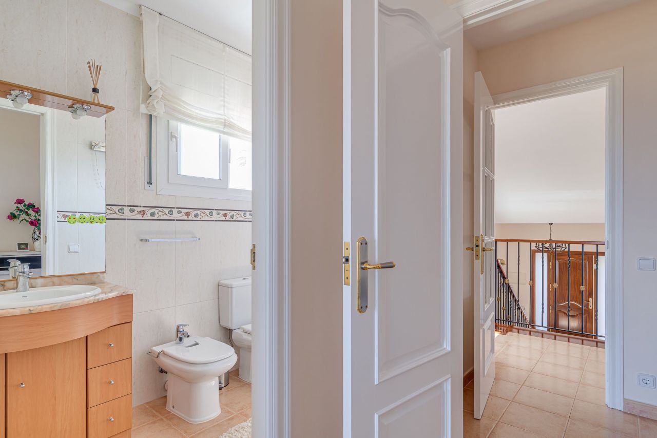 Вилла в Сан-Поль-де-Мар, Испания, 361 м² - фото 5