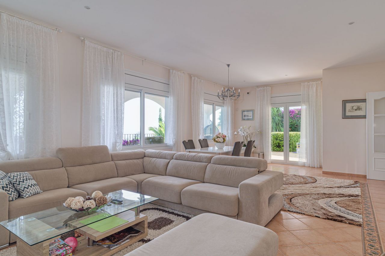 Вилла в Сан-Поль-де-Мар, Испания, 361 м² - фото 14